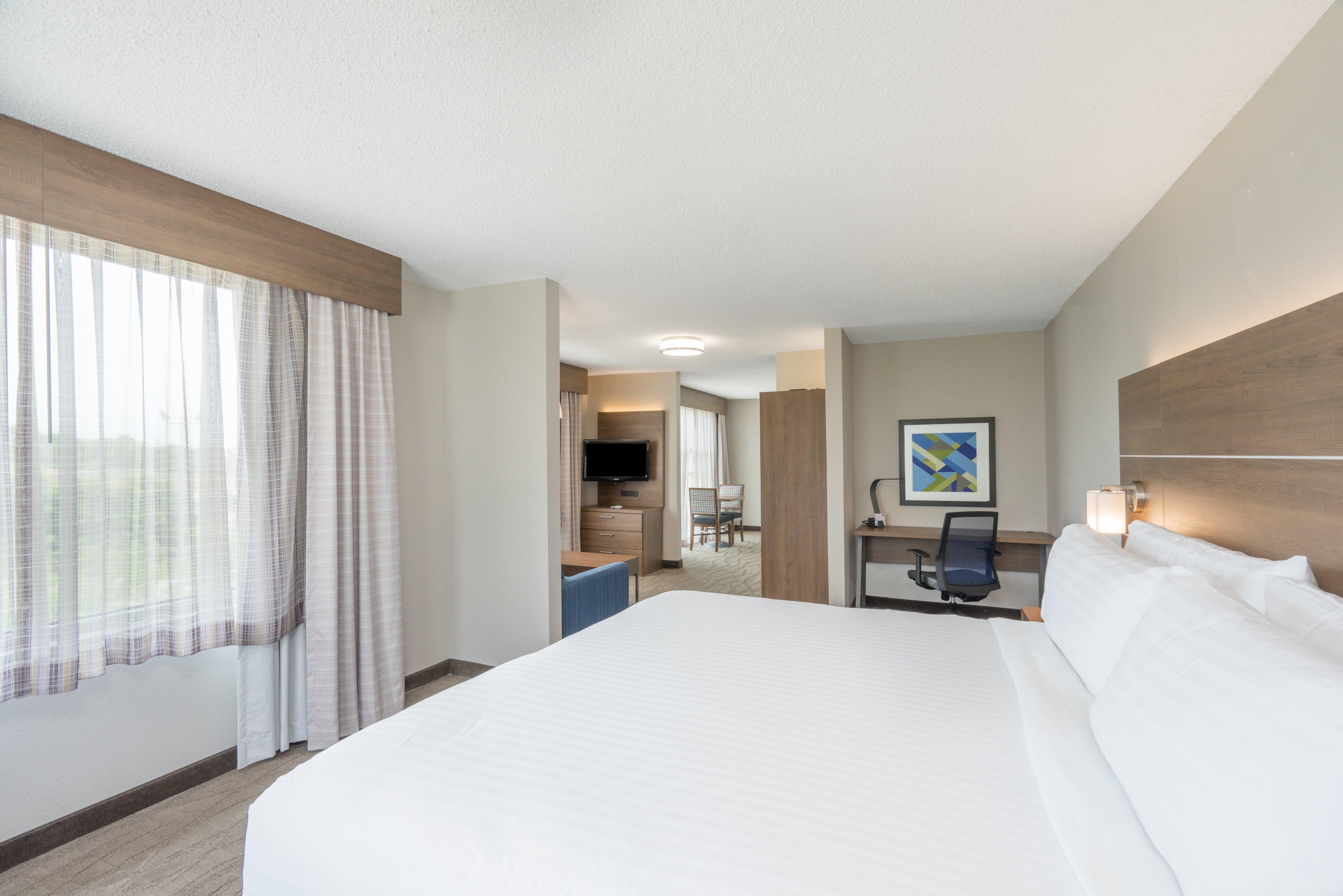 Holiday Inn Express Hotel & Suites Frankfort By Ihg Buitenkant foto