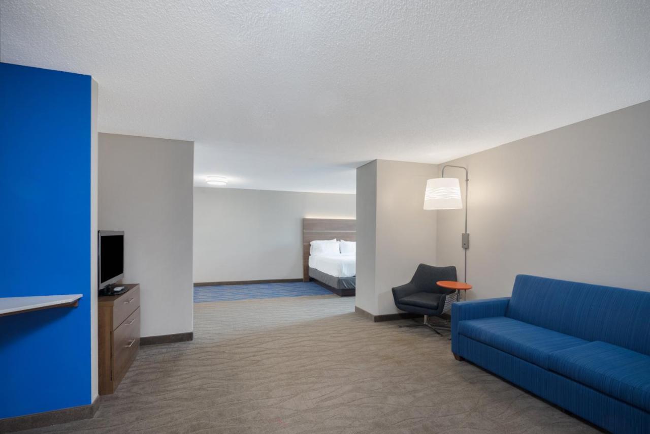 Holiday Inn Express Hotel & Suites Frankfort By Ihg Buitenkant foto